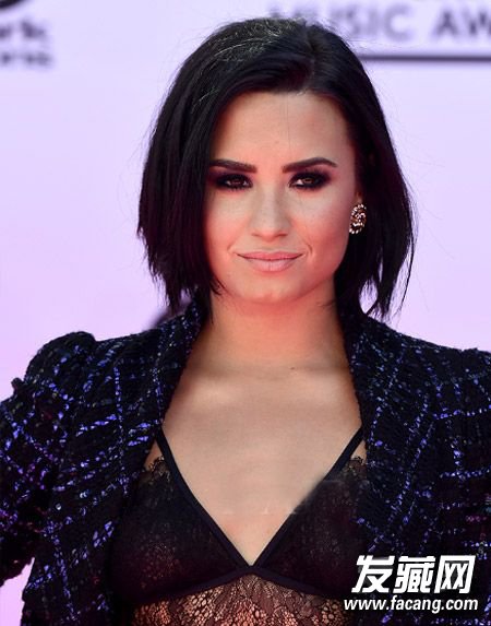 첻ȾôУǶԵķɫ ļȾʲôɫ