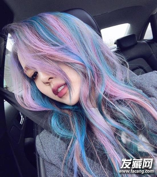 ɫͷ̫lowױPonyºڷ¼У ʲô