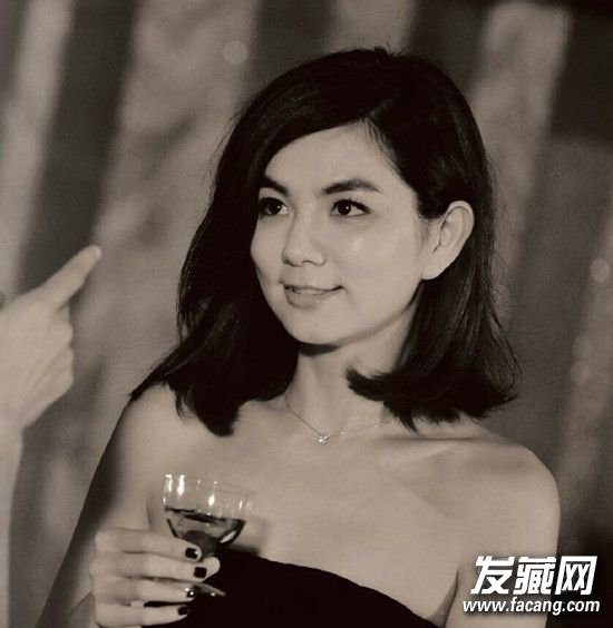 ella陈嘉桦宣布怀孕 从假小子到准妈妈发型越来越美 ella陈嘉桦宣布怀孕 从假小子到准妈妈发型越来越美 ella怀孕