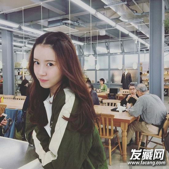 陈赫宣布当爸爸?新晋辣妈张子萱发型图片盘点 陈赫宣布当爸爸?新晋辣妈张子萱发型图片盘点 张子萱产女