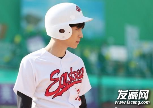 《求婚大作战》小绵羊张艺兴也来撩妹了 帅气发型起底 《求婚大作战》小绵羊张艺兴也来撩妹了 帅气发型起底 张艺兴 求婚大作战