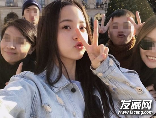 00后小花旦欧阳娜娜发型 尤爱黑色大长发! 00后小花旦欧阳娜娜发型 尤爱黑色大长发! 欧阳娜娜长发发型